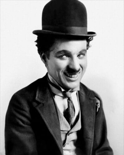 Le véritable nom de Charlie Chaplin est Buster Keaton. Vrai ou faux ? 