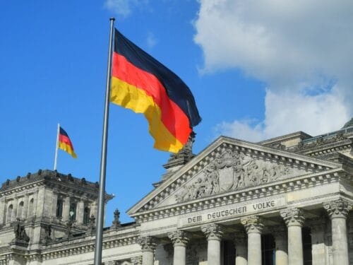 Combien de pays partagent une frontière terrestre avec l’Allemagne ? 