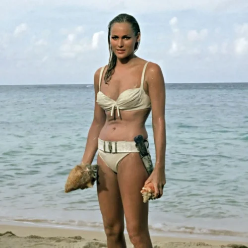 ursula andress