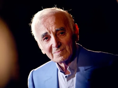 Quel âge avait Charles Aznavour lors que son décès le 1er octobre 2018 ? 