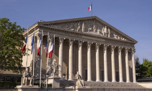 Où siège l’Assemblée nationale à Paris ? 