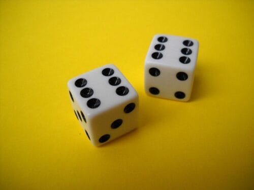 Quelle est la probabilité de faire un double 6 à l'aide de deux dés classiques ? 