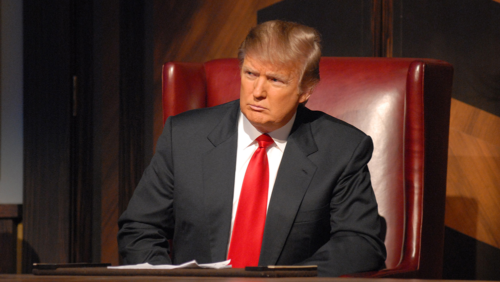 Quelle phrase est incontournable de Donald Trump dans l'émission télé The Apprentice ? 