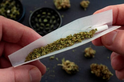 Quelle part de la population française âgée de 18 à 64 ans déclare avoir déjà consommé du cannabis au cours de sa vie ? 