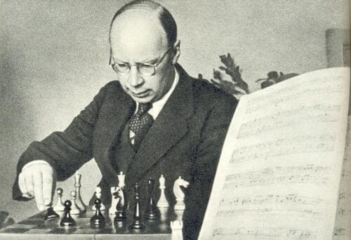 Quel conte symphonique est associé au compositeur Sergueï Prokofiev ? 