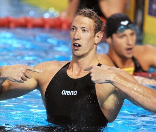 Quel est le nom de ce grand nageur double champion olympique ? 