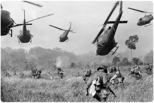 À quel conflit, la guerre du Vietnam est-elle directement liée ? 