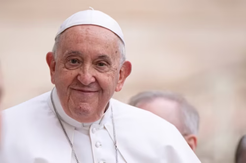 Quel est le nom de naissance du Pape François ? 