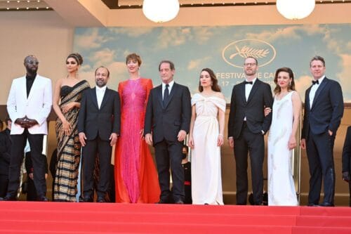 Au Festival de Cannes, le président du jury possède une double voix pour choisir les gagnants des prix. Vrai ou faux ? 