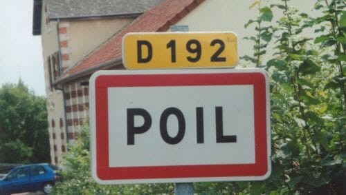 Comment se nomment les habitants de la ville de Poil dans la Nièvre ? 