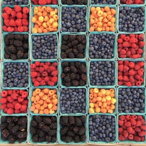 La mirabelle est un fruit rouge. Vrai ou faux ? 