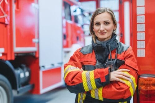 Une femme soldat du feu est une sapeuse-pompière. Vrai ou faux ? 