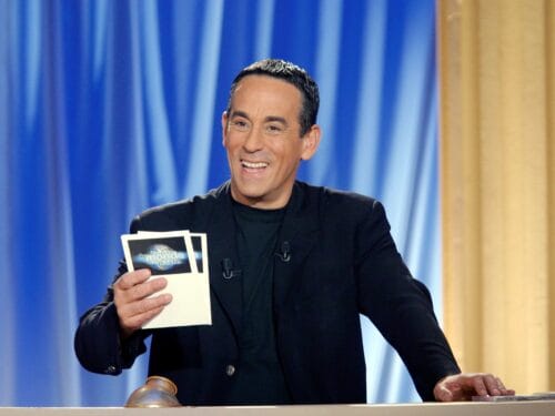 Quelle phrase était prononcée de manière rituelle dans “Tout le monde en parle” de Thierry Ardisson ? 