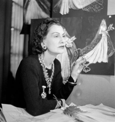 Quel est le véritable prénom de la créatrice de mode Coco Chanel ? 