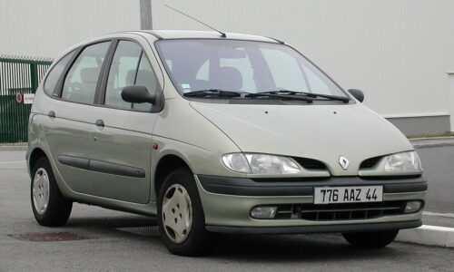 Quel est le nom de ce monospace de la marque Renault ? 