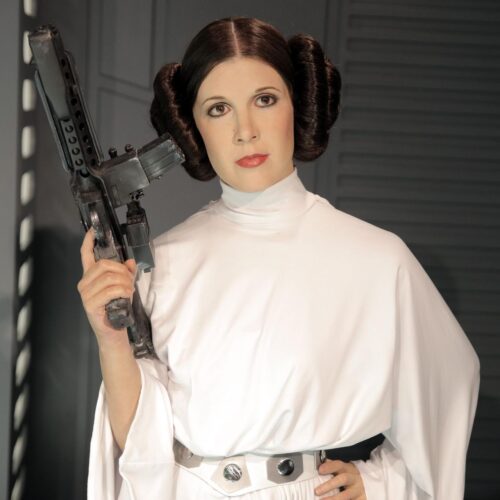 Quel est le nom de famille de la princesse Leia dans le film La Guerre des étoiles de 1977 ? 