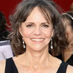 Sally Field 