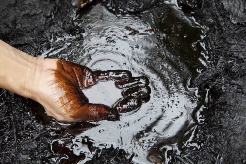 Le pétrole est une ressource découverte sur Terre depuis l'Antiquité. Vrai ou faux ? 