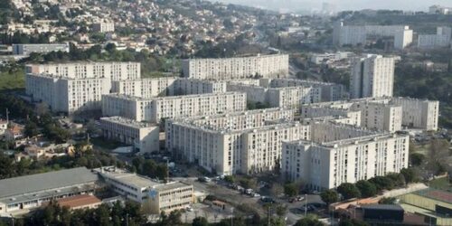 Quelle proposition désigne le nom d'un quartier de Marseille ? 
