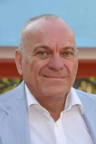 Dans quel célèbre film a-t-on pu voir cet acteur en photo ? 