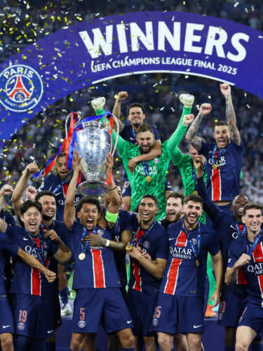Dans quel stade le club de foot du PSG a-t-il remporté la première Ligue des champions de son histoire en 2025 ? 