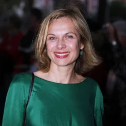 Valérie Stroh 