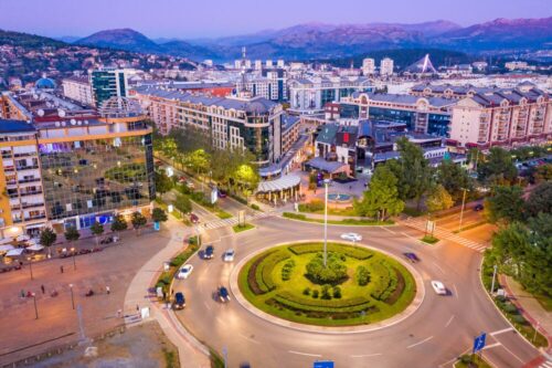 Quel pays d'Europe a pour capitale le ville de Podgorica ? 