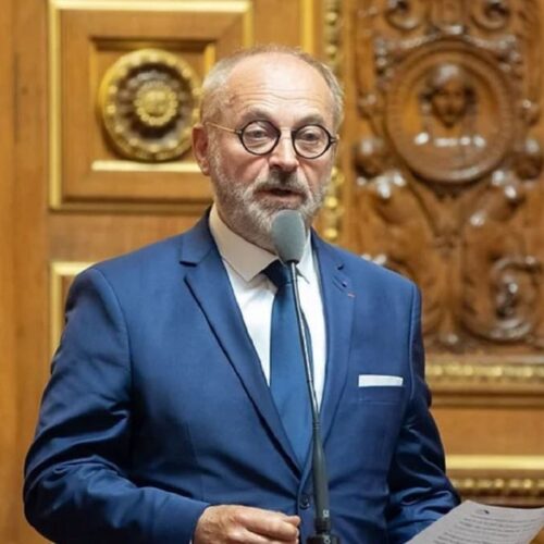 Pour quelle raison le sénateur français Joël Guerriau a-t-il été reconnu coupable en première instance par la justice en janvier 2026 ? 