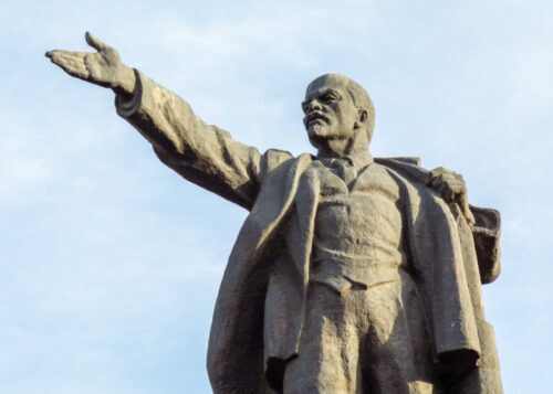 Lénine est le père fondateur de l’URSS. Vrai ou faux ? 