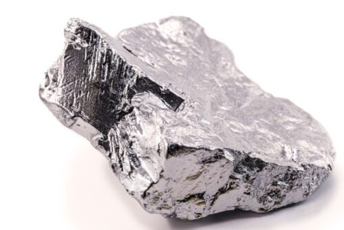 À quelle couleur le métal nommé le cobalt est-il associé ? 