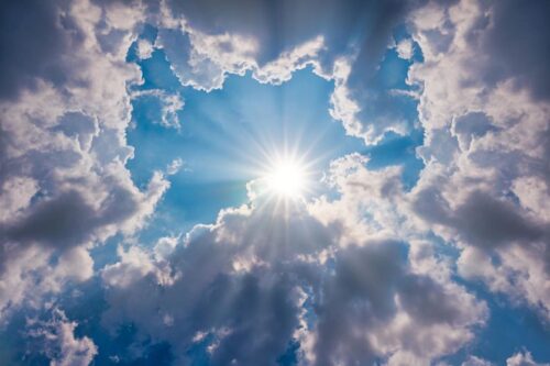 Parmi ces propositions, laquelle ne désigne PAS un type de nuage ? 