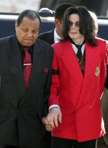 Quel était le nom du père de Michael Jackson, également manager des Jackson Five ? 