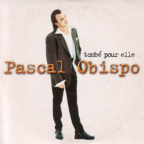Dans la chanson “Tombé pour elle” de Pascal Obispo à quoi le chanteur montre-t-il son attachement ? 