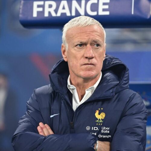 Didier Deschamps est le premier ancien joueur de l'équipe de France de foot à devenir le sélectionneur de l'équipe nationale. Vrai ou faux ? 