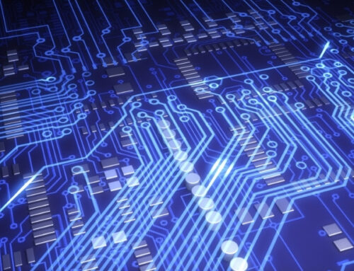 Quel acronyme commençant par un U désigne une norme de bus informatique servant à connecter des périphériques et à recharger, dont le type-C est devenu une norme européenne ? 