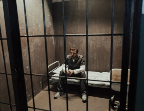 Quel mot littéraire ancien commençant par un G est l'équivalent d'une prison ? 
