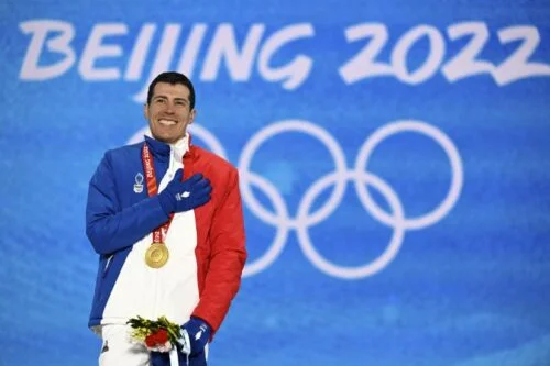 Sur les 14 médailles françaises aux JO 2022, combien sont pour le Biathlon ? 