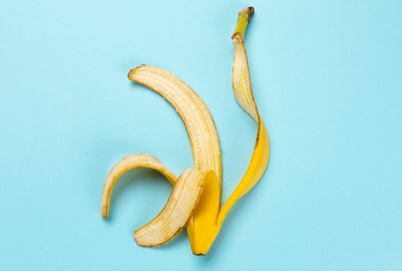 Qui a dit « S’il y en a un qui peut glisser sur une peau de banane, ça m’arrangerait » ?