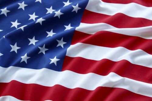 Combien d'étoiles comporte le drapeau américain ? 