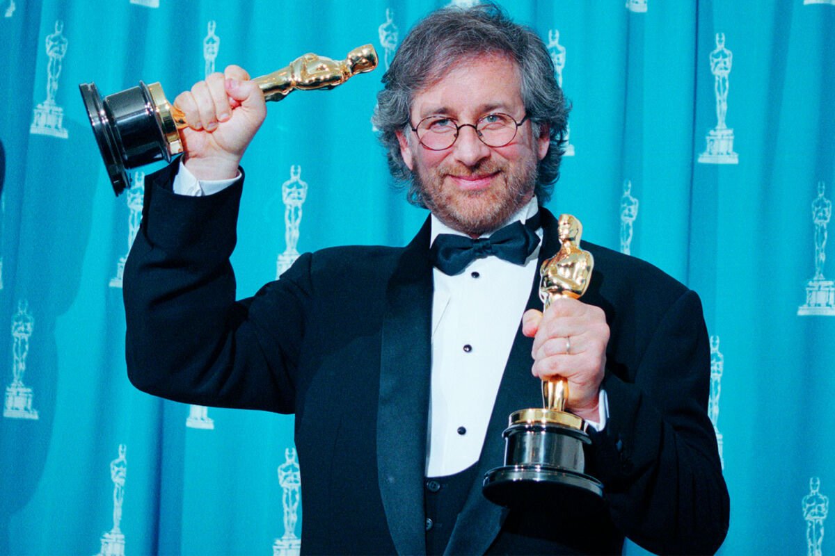 Pour quel film Steven Spielberg a-t-il reçu l’Oscar du meilleur réalisateur, 5 ans après celui reçu pour La liste de Schindler ? 