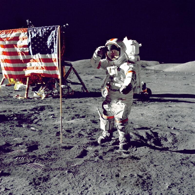 En quelle année a été planté le 1er drapeau des États-Unis sur la Lune ?