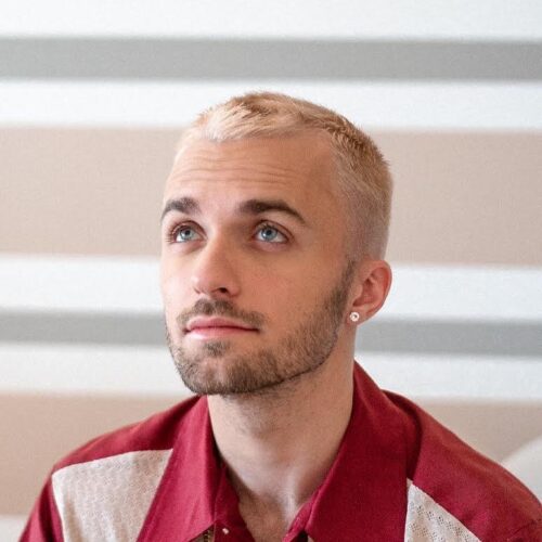 Quel est le vrai prénom du Youtubeur français Squeezie ? 